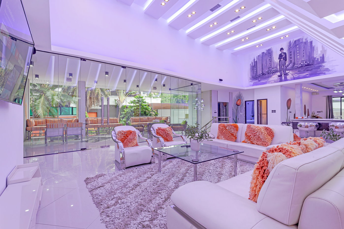 รูป Spacious Pool Villa for Sale Pratumnak Pattaya - รูปที่ 6/30
