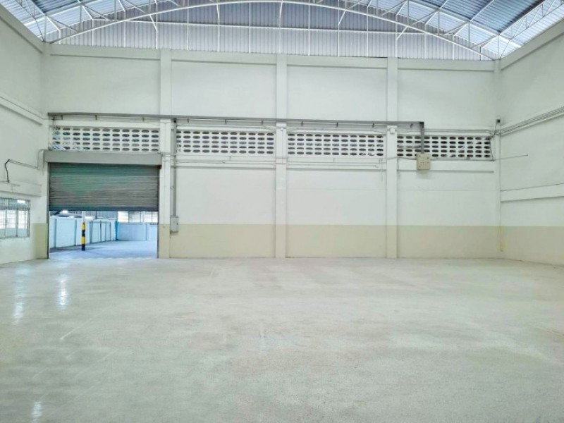 รูป โรงงาน โกดัง พร้อมสำนักงาน ขอใบ ร.ง.4 ได้ ใกล้BTS แพรกษา 900 ม.พื้นที่ใช้สอย 1,368 ตร.ม.เหมาะสำหรับโรงงานอุตสาหกรรม คลังสินค้า และธุรกิจ - รูปที่ 6/8
