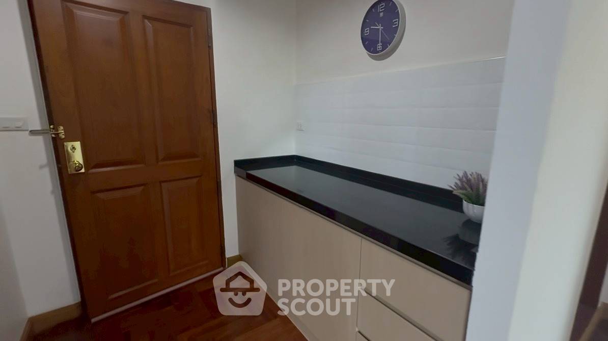 picture 1-BR 71 Sqm Condo For Rent Supreme Ville Condominium Near MRT Khlong Toei (ID 2866358) - 11/16