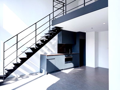 ขายคอนโด : RARE FIND: 1BR DUPLEX @ THE LOFTS SILOM – ONLY 12MB