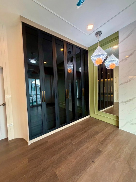 รูป 🏡✨ ให้เช่าบ้านเดี่ยวหรู พร้อมอยู่ | หมู่บ้านซื่อตรง พรีเมียม พระราม 2 – แสมดำ ✨บ้านแปลงใหญ่ พื้นที่สวนรอบบ้าน บิลท์อินทั้งหลัง เหมาะสำหรับครอบครัว - รูปที่ 10/21
