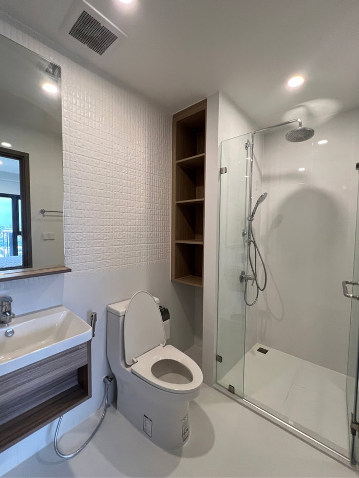 picture *OWNER* Noble Create Condo ready to move in *Pet Friendly* - 14/25