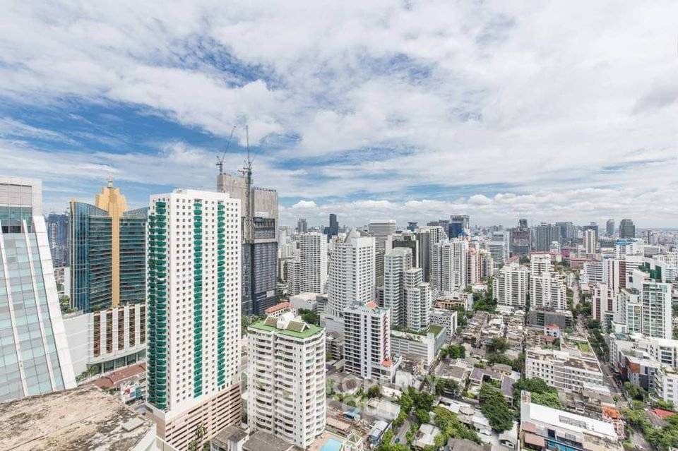 picture 2-BR Condo At The Edge Sukhumvit 23, High-Floor 30th Near MRT Sukhumvit 200m (ID 1754533) - 20/20