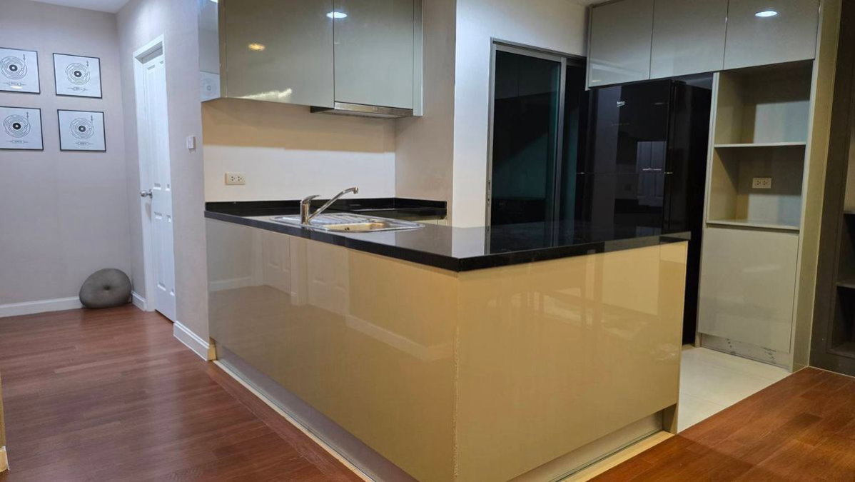 รูป ✨ ห้องสวยวิวสระและเมืองไปไว! | 2นอน 77ตร.ม. ชั้นสูง | เฟอร์ครบพร้อมอยู่ ใกล้ MRT | เช่า 40,000/ด. | 📲 ทักด่วน นัดชมห้องฟรี! - รูปที่ 15/20