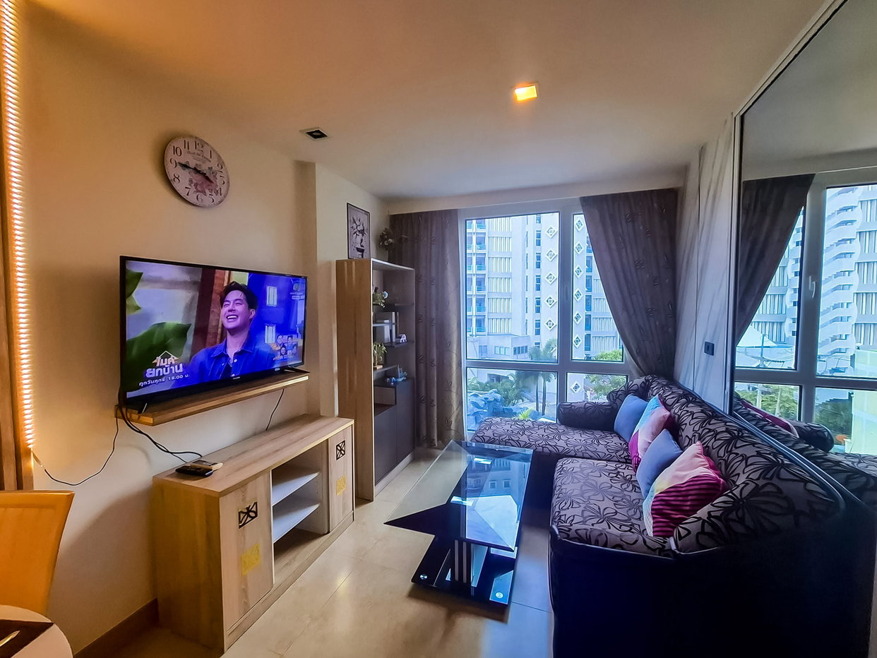 picture Pool View Condo for Rent The Cliff Pratumnak Pattaya - 2/11