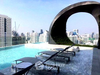 Condos for sale : 1-BR Condo 64 Sqm At The Edge Sukhumvit 23, 200m to MRT Sukhumvit (ID 3136815)