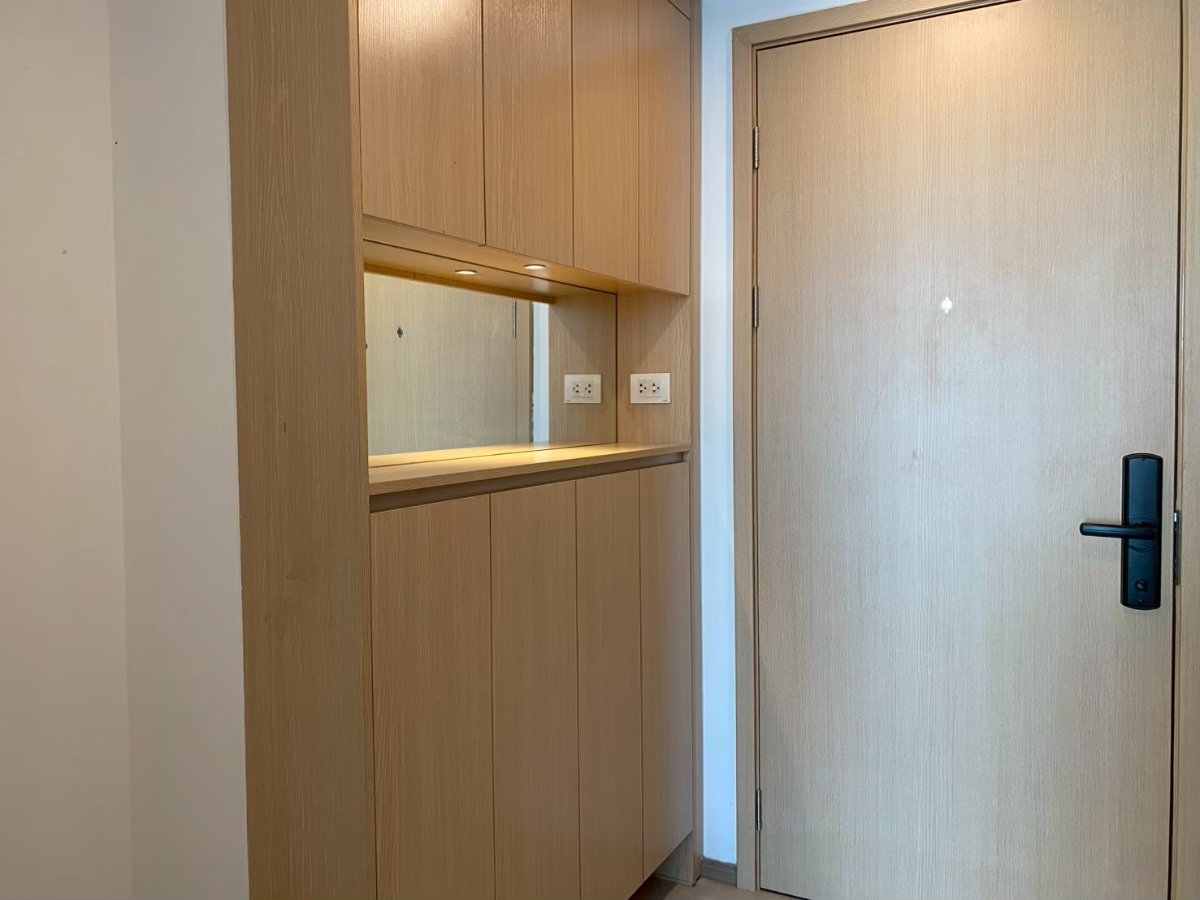 picture Condo for rent near the MRT Yellow Line. - 7/17