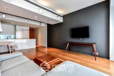 Condos for sale : 17th-Floor 2-BR For Sale At The Met Sathorn Near BTS Chong Nonsi (ID 881950)
