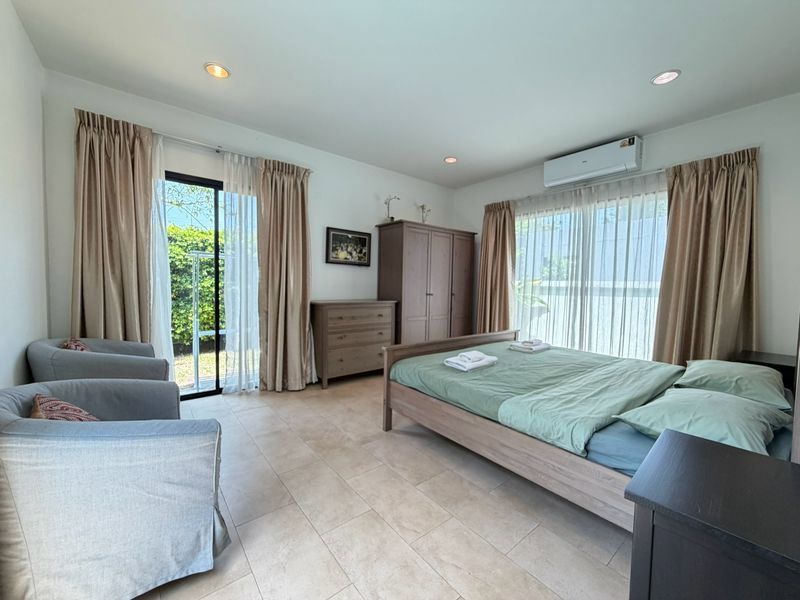 picture Detached house for rent in Sam Mukh Thani Village, Bang Saen. Convenient location, pleasant living environment. - 12/19