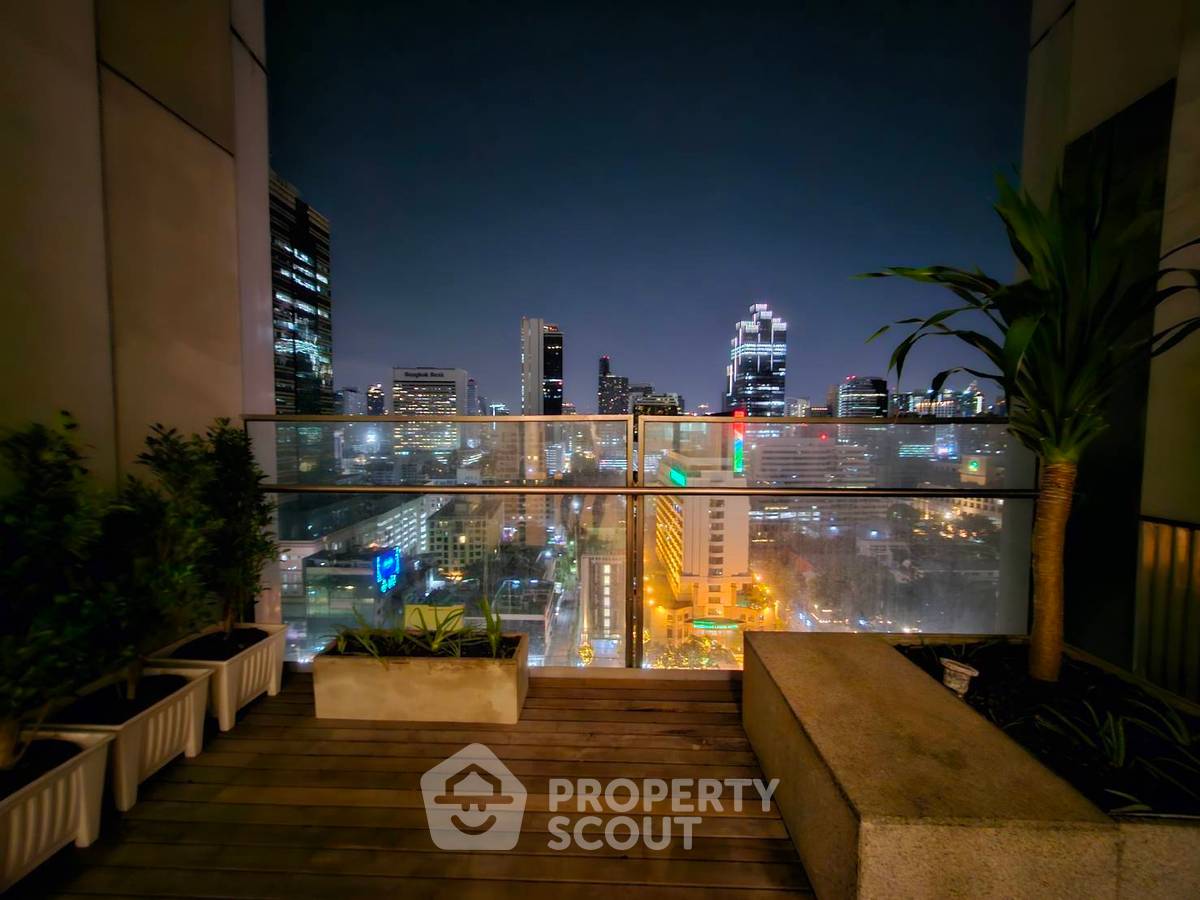 picture High-Floor 2-BR 94 Sqm At The Met Sathorn, Near BTS Chong Nonsi (ID 881950) - 12/18