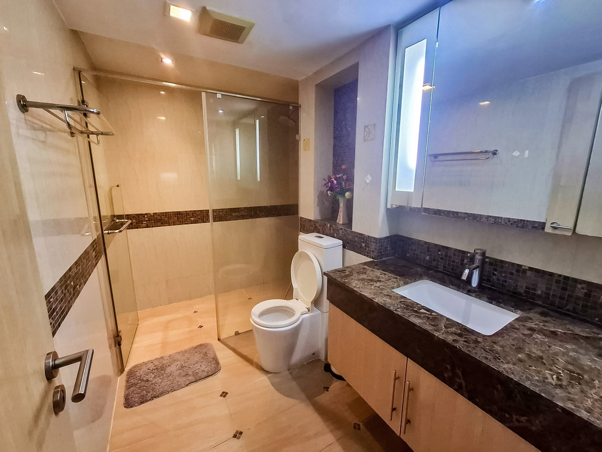 picture Pool View Condo for Rent The Cliff Pratumnak Pattaya - 10/11