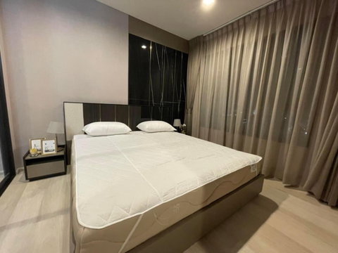🏙️✨ FOR RENT: Life One Wireless — LUXURY HIGH-FLOOR LIVING IN THE HEART OF WIRELESS ROAD!  💰 Rental Price: 22,000 THB/month 