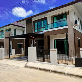 รูปภาพ บ้านเดี่ยว 2 ชั้น4 ห้องนอน 4 ห้องน้ำ บ้านหลังใหญ่ใกล้ ABS, ACIS บุญถาวรเชียงใหม่ (R1383) T.094-651-1456