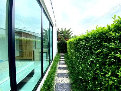 Townhouses for rent Bang Lamung Chonburi : Townhome for Rent East Pattaya Near Siam Country Club