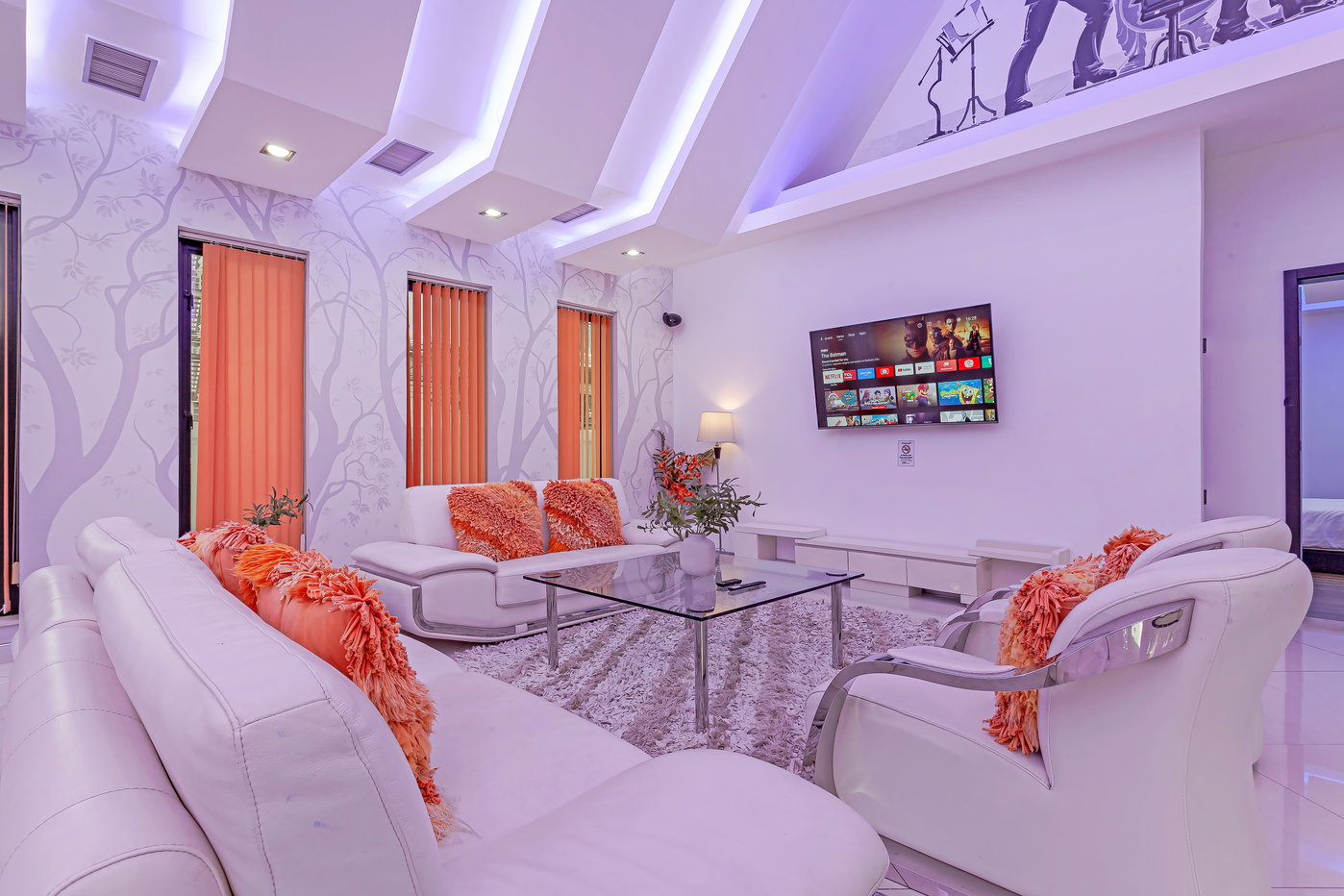 รูป Spacious Pool Villa for Sale Pratumnak Pattaya - รูปที่ 7/30