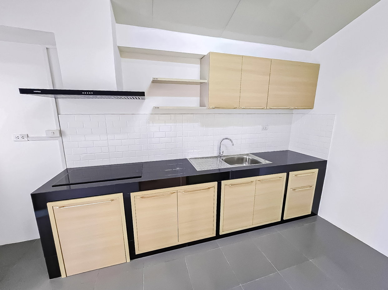 รูป 2 Storey House for Rent Rong Po East Pattaya 4 Bedroom - รูปที่ 6/16