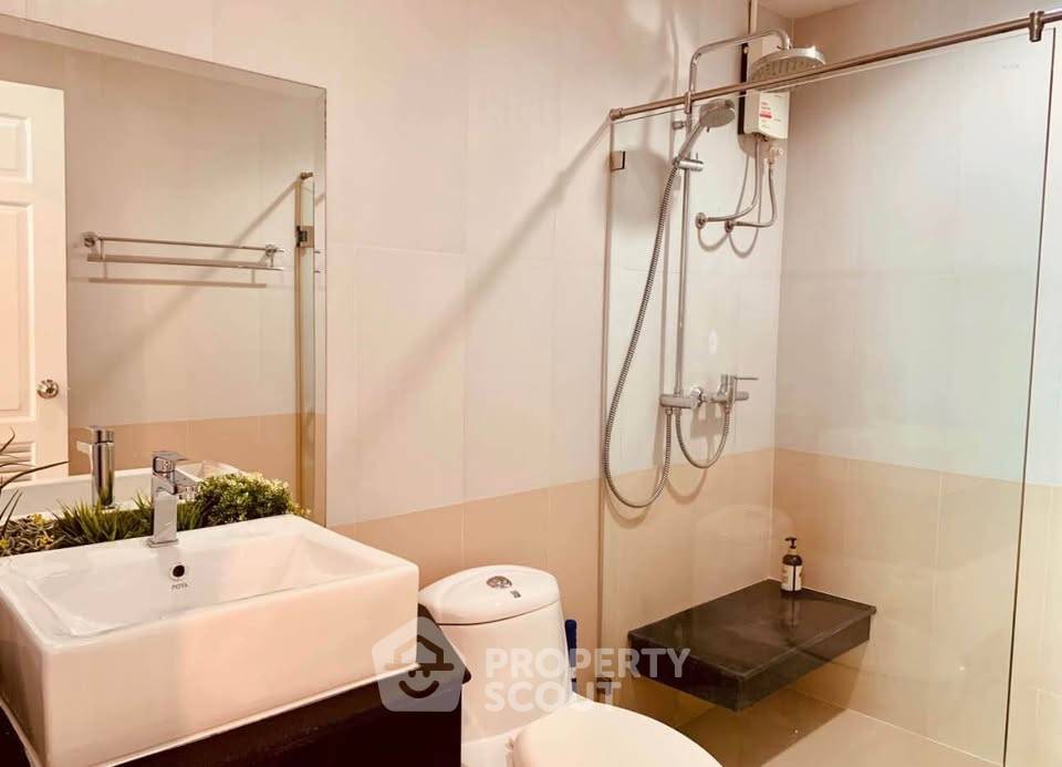 รูป คอนโด 2 ห้องนอนให้เช่า สุขุมวิท ลิฟวิ่งทาวน์ ใกล้ MRT เพชรบุรี 300 ม. (ID 3134674) - รูปที่ 10/10