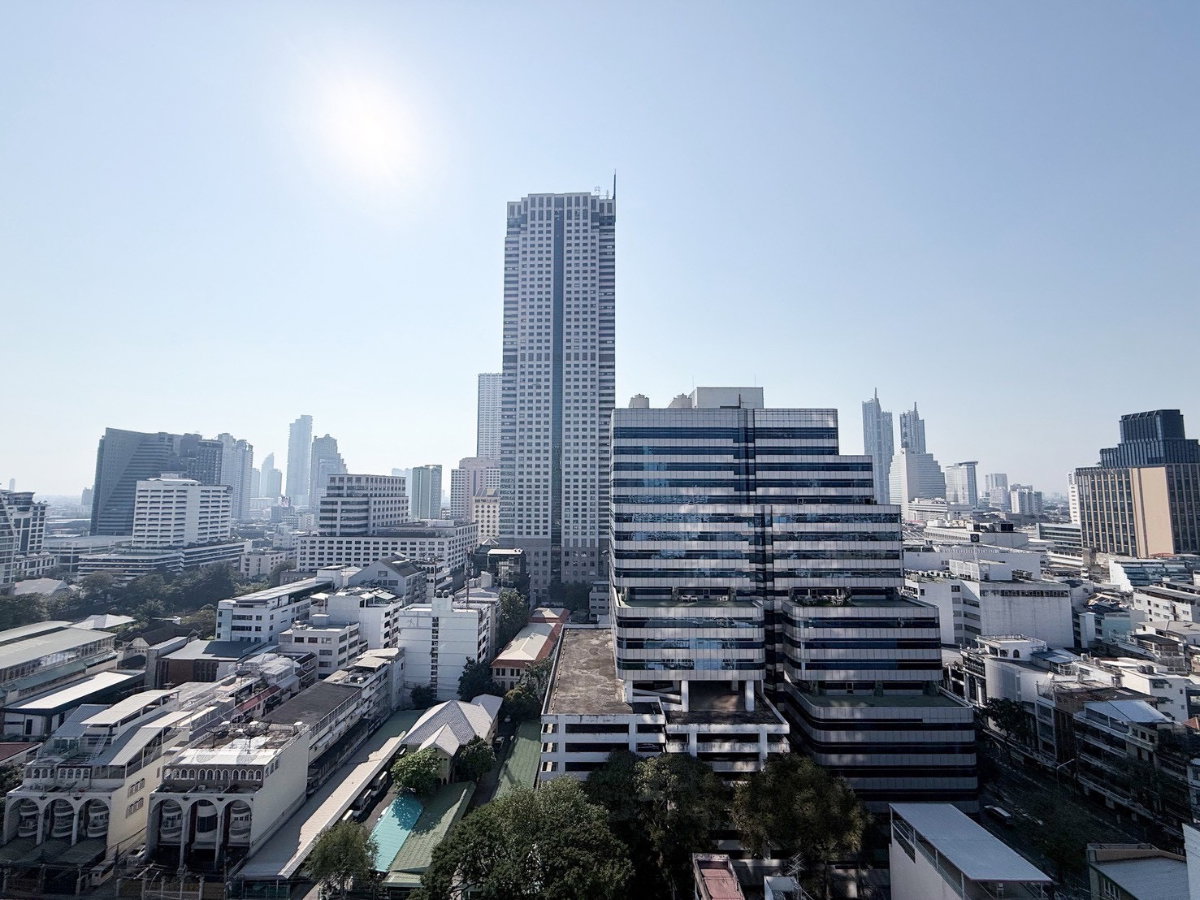 picture RARE FIND: 1BR DUPLEX @ THE LOFTS SILOM – ONLY 12MB - 30/31