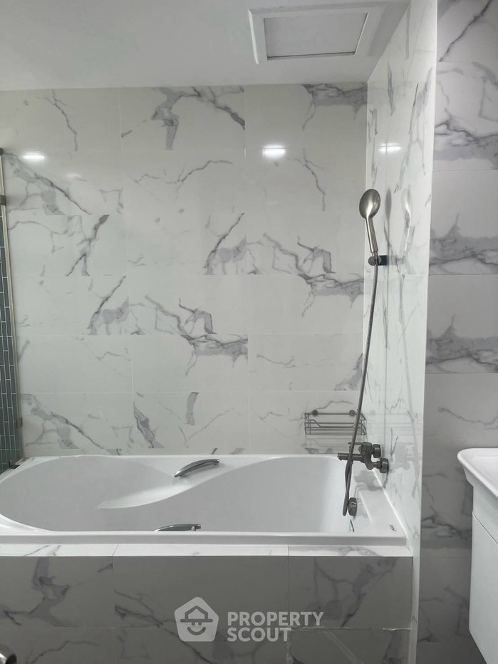 picture 3-Bedroom Condo For Rent, President Park Condominium, near MRT Queen Sirikit (ID 3137517) - 16/19