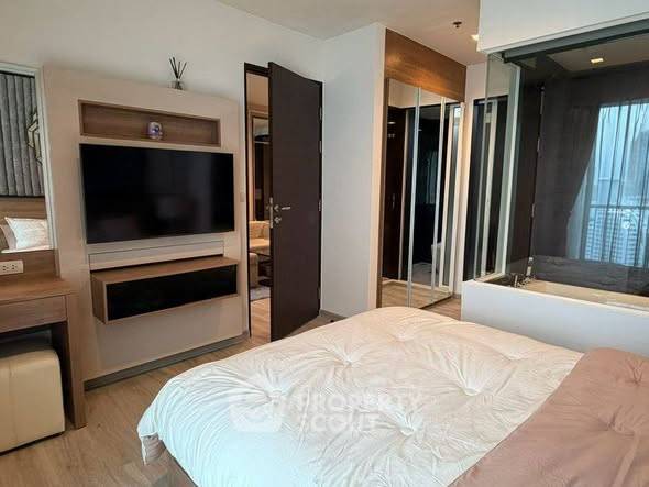 รูป คอนโด 1 ห้องนอน ชั้น 30 ขนาด 45 ตร.ม. ที่ Rhythm Sathorn ใกล้ BTS สะพานตากสิน 300 ม. (ID 3138664) - รูปที่ 4/18