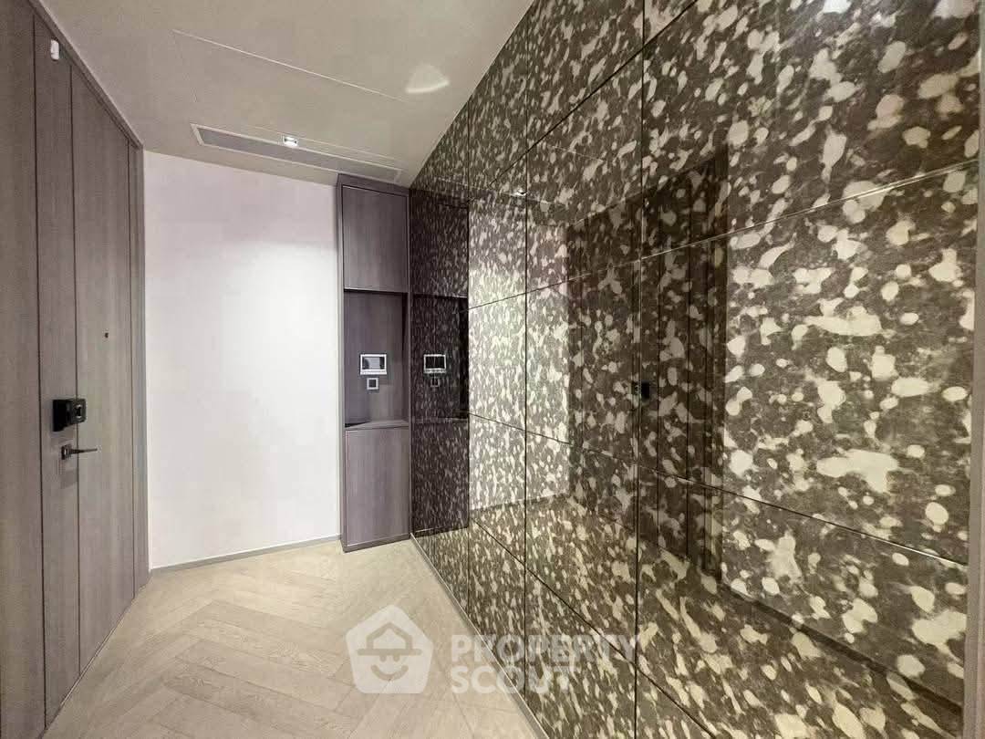 รูป คอนโด 2 ห้องนอน The Reserve Sathorn ชั้น 22 ใกล้ BTS ศาลาแดง (ID 3139422) - รูปที่ 13/13