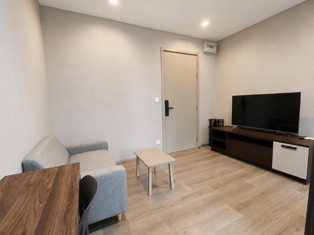 picture for rent 1-2 bedroom The Politan Rive  - 11/14