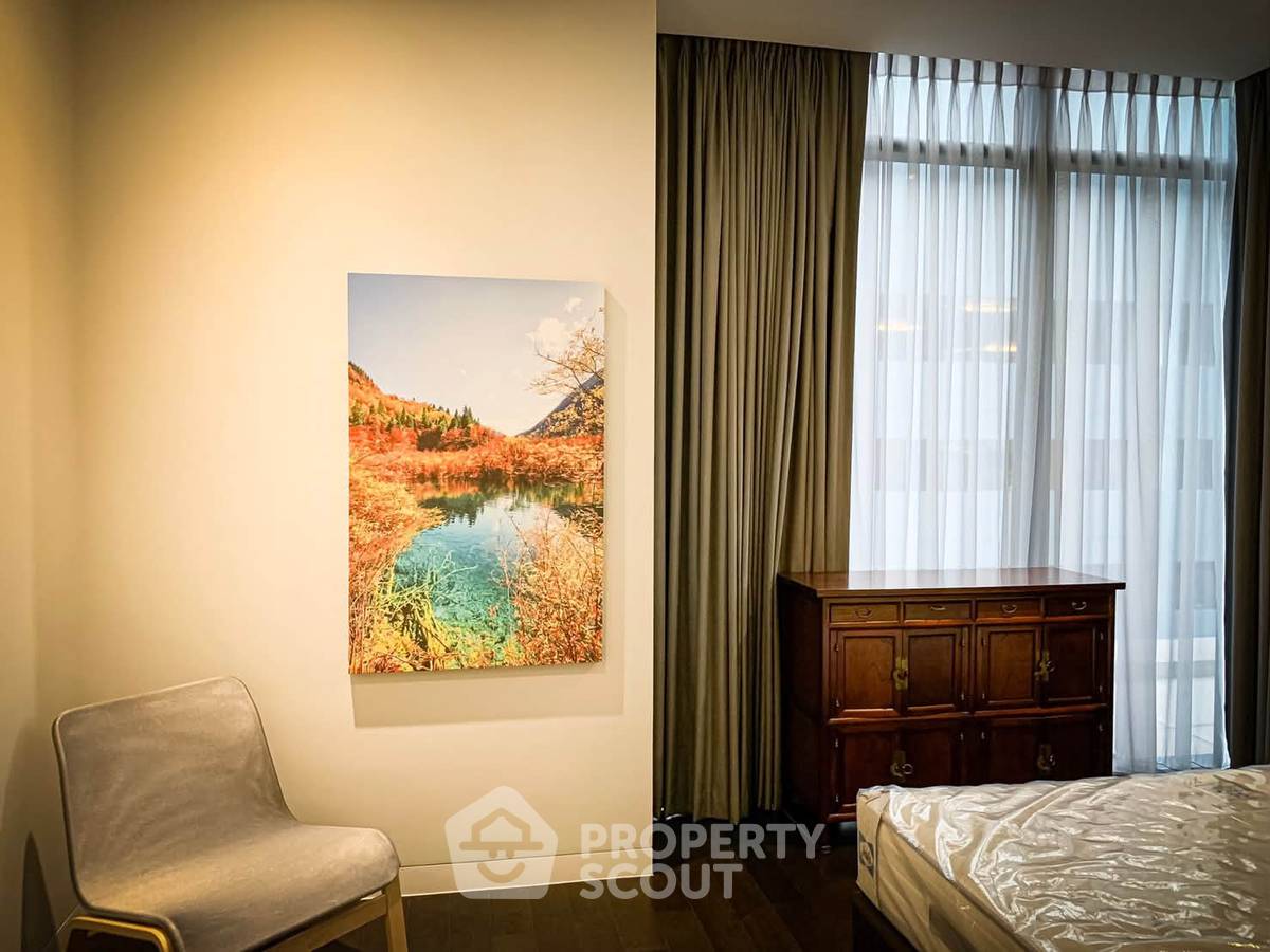 picture 2-BR 100 Sqm Condo At Vittorio Sukhumvit 39, 100m to BTS Phrom Phong (ID 3139323) - 9/10