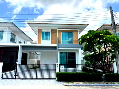 Houses for sale Samut Prakarn : For Sell Twin house GROOVE VILLE BANGNA 2-story 3 bedroom 2 bathroom
