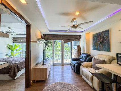 Grand Avenue Residence Condo for Sale Pattaya Foreign Quota