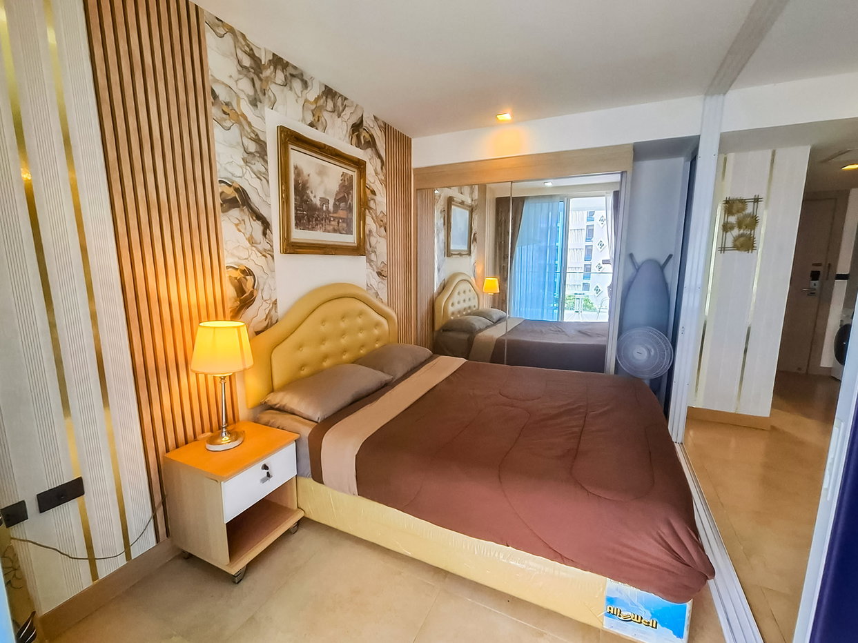 picture Pool View Condo for Rent The Cliff Pratumnak Pattaya - 9/11