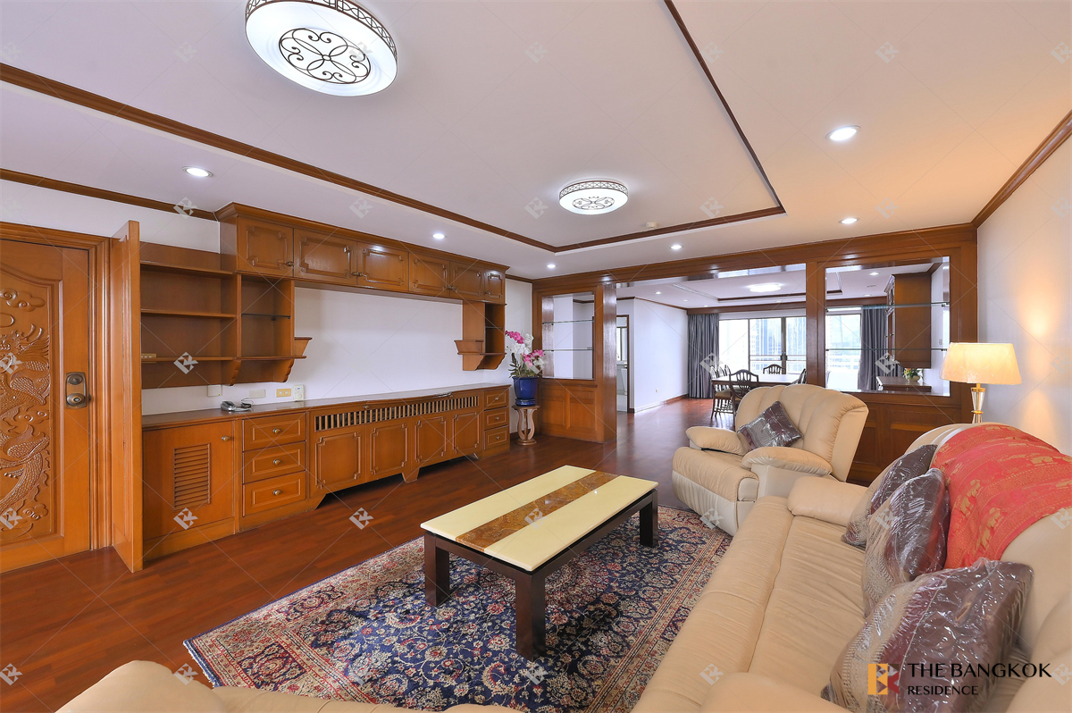 picture Regent On The Park 1 near BTS Phrom Phong - 5/10