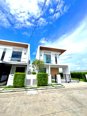 เช่าบ้านเดี่ยว นิคมอุตสาหกรรมบางปู : ME2500416 ให้เช่าบ้านเดี่ยว 2 ชั้น Como Botanica บางนา 2 ใกล้ Mega บางนา