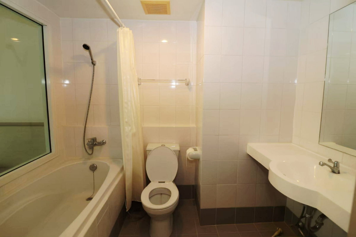 picture Fresh Paint, New Flooring & New Sofa! 59 Sqm 2BR Unit on 10th Floor - 9/26