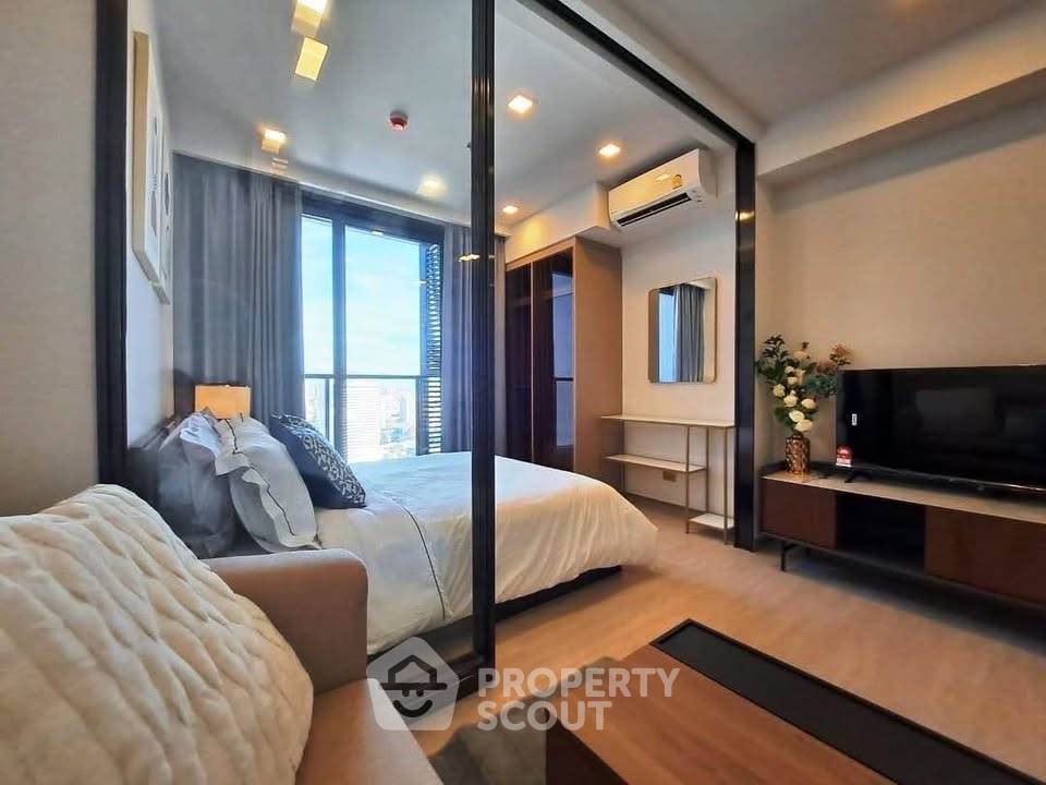 picture High-Floor 1-BR 28 Sqm At One 9 Five Asoke Near MRT Phra Ram 9 (ID 3136167) - 2/6