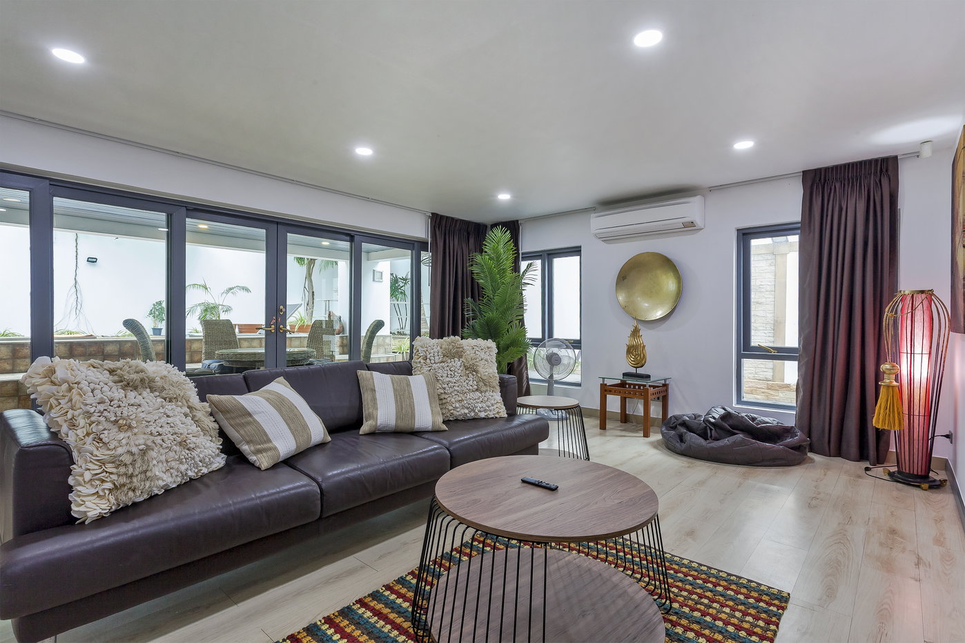รูป Spacious Pool Villa for Sale Pratumnak Pattaya - รูปที่ 8/30