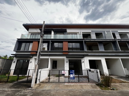 รูปภาพ RPP062🏡M9 Avenue พระราม 2 – ท่าข้าม | ทาวน์โฮม 3 ชั้น ทำเลดี ใกล้พระราม 2✨