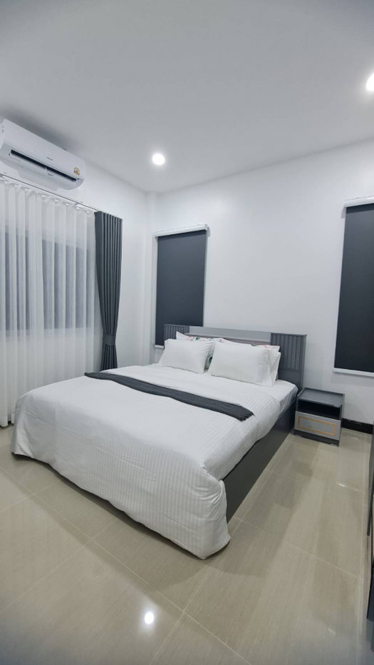 รูป ขายบ้านเดี่ยว 3 ห้องนอน รีโนเวทใหม่สวย เนื้อที่ 54ตร.ว. เฟอนิเจอร์และเครื่องใช้ไฟฟ้าครบ พร้อมอยู่ - รูปที่ 11/20