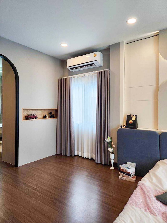 รูป ขาย บ้าน THE CITY ปิ่นเกล้า สิรินธร บ้านเดี่ยว 2 ชั้น แบบ 4 นอน 5 น้ำ 56 ตรว 250 ตรม บ้านสวย พร้อมอยู่  ใกล้ SRT บางบำหรุ ราชพฤกษ์ : KT26S-013 - รูปที่ 4/6