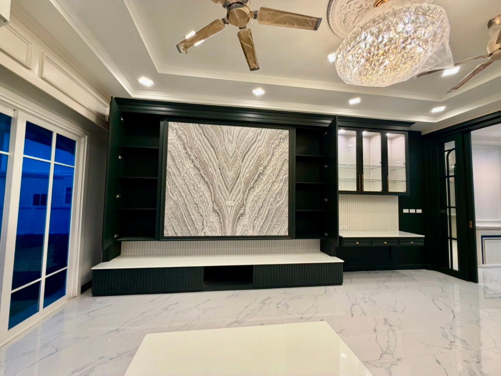 รูป 🏡✨ ให้เช่าบ้านเดี่ยวหรู พร้อมอยู่ | หมู่บ้านซื่อตรง พรีเมียม พระราม 2 – แสมดำ ✨บ้านแปลงใหญ่ พื้นที่สวนรอบบ้าน บิลท์อินทั้งหลัง เหมาะสำหรับครอบครัว - รูปที่ 4/21