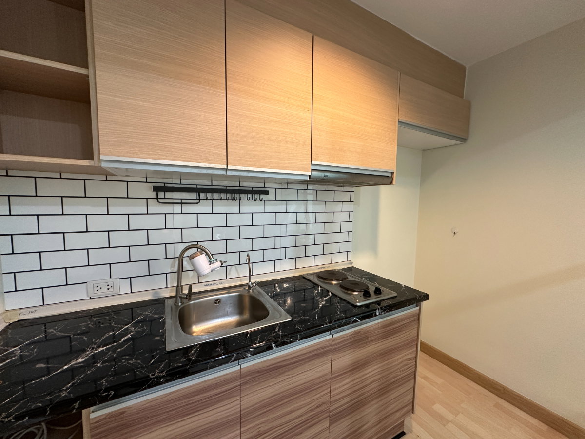 picture 🏡 Owner Direct Sale | Rhythm Ratchada Condo | 46 SQ.M. | Only 100m Walk to MRT Ratchadaphisek | Free Transfer Fee - 8/32