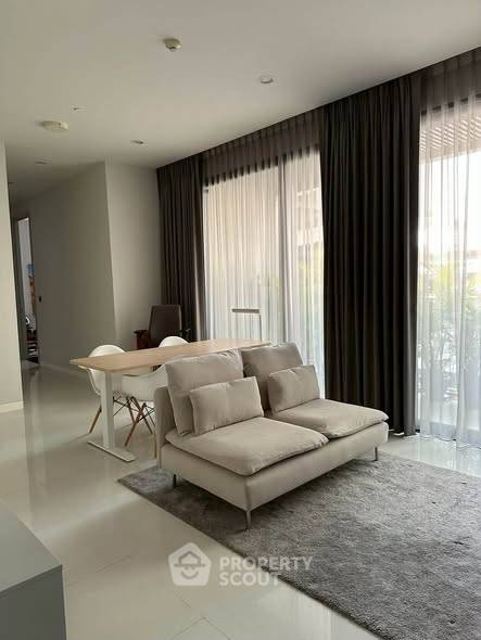 picture 2-BR 100 Sqm Condo At Vittorio Sukhumvit 39, 100m to BTS Phrom Phong (ID 3139323) - 1/10