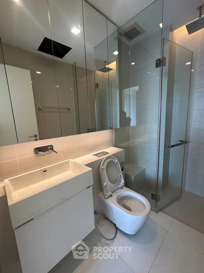 picture 1-BR Condo The Saint Residences, 26th Floor, 100m to MRT Phahon Yothin (ID 3135986) - 10/22