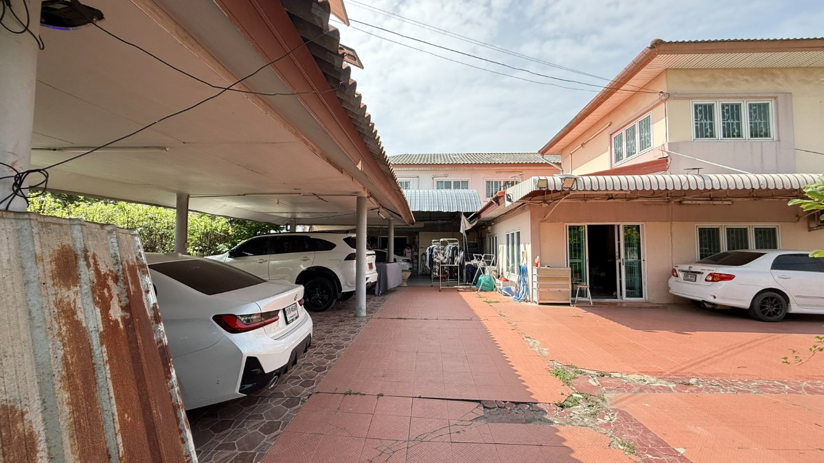 รูป ขายบ้านแฝด 2 ชั้น ภัทรไพรเวท 2 สามโคก ปทุมธานี 100 ตร.ว. หลังใหญ่ พร้อมอยู่ ราคา 6.9 ล้าน - รูปที่ 8/15