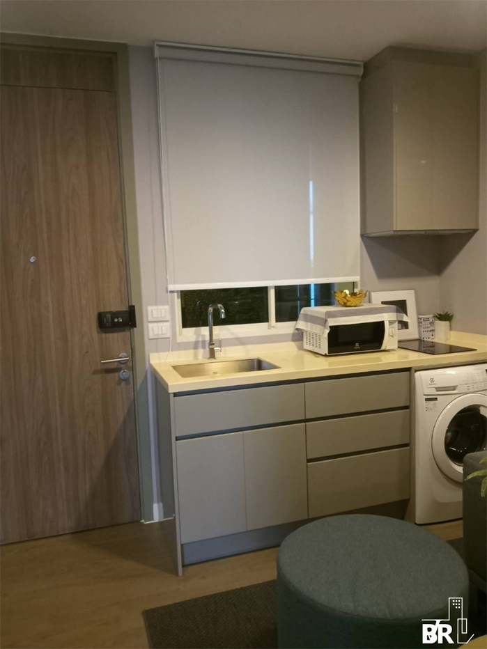 picture A Space I.D. Asoke-Ratchada Location Near Employment, Surrounded by Lifestyles - 4/10
