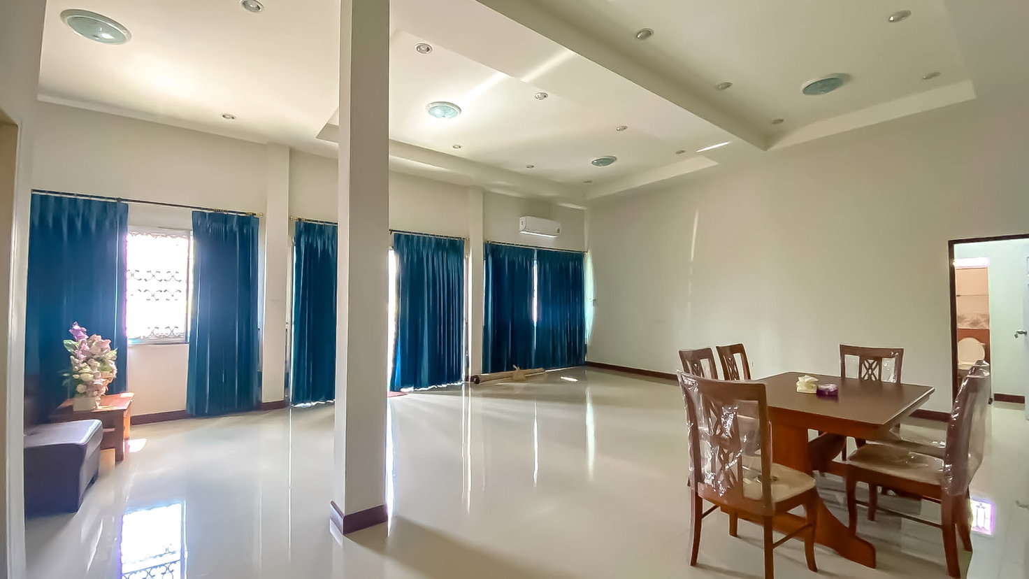 รูป Single Storey House for Rent Pong East Pattaya 3 Bed - รูปที่ 2/12