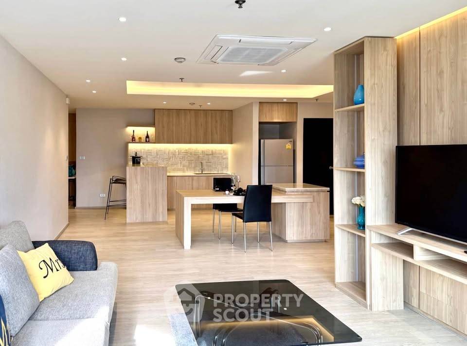 picture 2-BR Condo 135 Sqm Near BTS Phrom Phong, Baan Suanpetch (ID 3135066) - 1/8