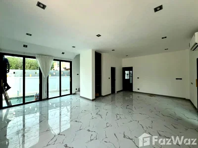 Houses for sale Muang Phuket Phuket : 3 Bedroom Villa for sale in Wichit, Phuket  6631057