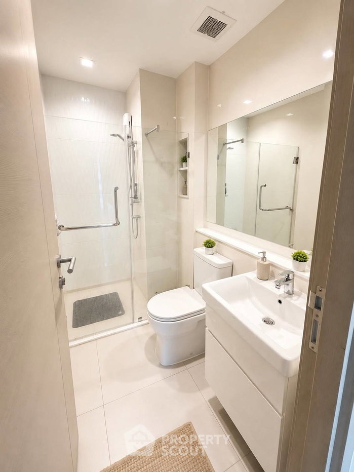 picture 2-BR Condo With 55 Sqm, Life Asoke, 300m to ARL Makkasan (ID 3138756) - 6/6