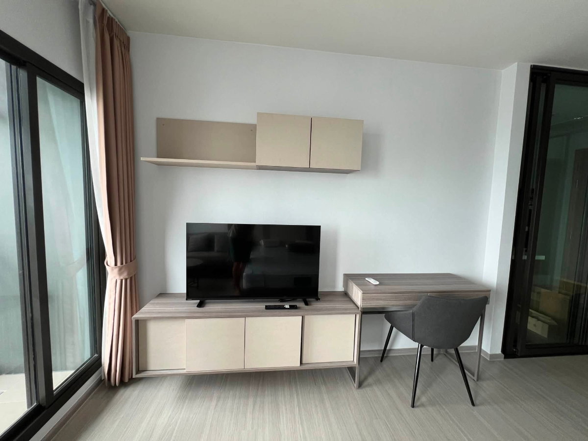 picture 🌇 Life Sathorn Sierra, Chao Phraya River view, 39th floor. Rent only 15,000 THB/month. - 3/7
