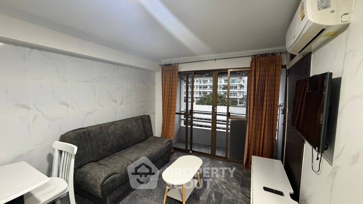 picture Well-Priced 2-BR 50 Sqm Condo At Thonglor Tower, BTS Thong Lor (ID 3136910) - 4/26